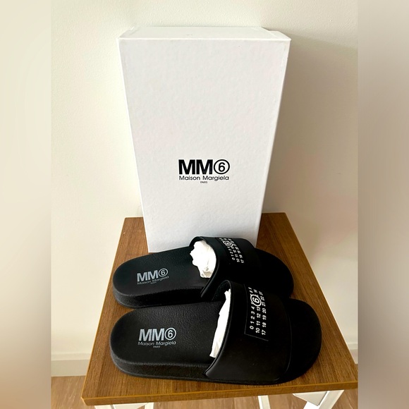 MM6 Maison Margiela Pool Slide Size 38 never worn - Picture 1 of 7